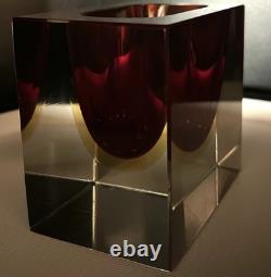 1960's Murano Sommerso Art Glass Ashtray by Flavio Poli. Made in Italy, 3.5x3x2