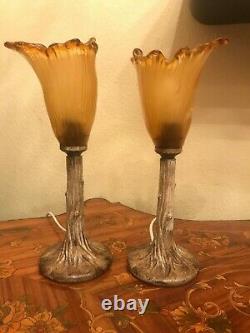 2 Vintage Elegant Table Lamps with Italian Murano Glass Shade