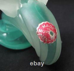 Genuine Vintage Italian Murano Opaline Glass Cornucopia Vase With Label Seguso