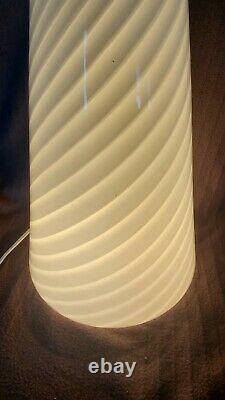 Gorgeous Ex-Large Vintage Vetri Murano Glass White Swirl Table Lamp 25 with Label