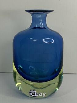 Murano Cenedese Vetri Uranium Yellow Blue Glass 5.5 Vase Beautiful