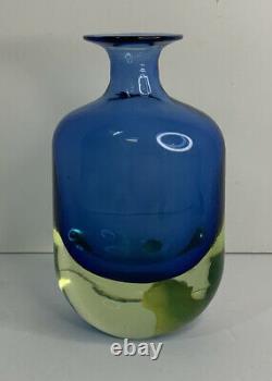 Murano Cenedese Vetri Uranium Yellow Blue Glass 5.5 Vase Beautiful