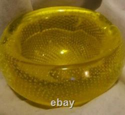 Murano Uranium Italian Art Glass Bullicante Bowl Mid-Century 4 in diameter