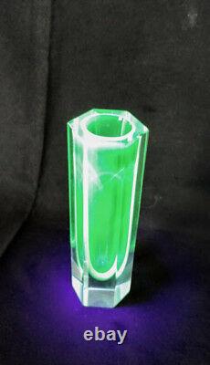 Murano Vaseline Diamond Faceted Mandruzatto Studio Vase Early 60's Rare