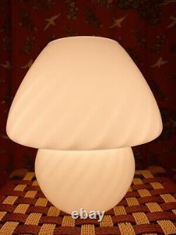 Pair 2 Vintage Retro Mushroom Lamps Murano Italian Glass White Swirel Pattern