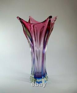 Rare Vintage 1980s Murano Flower Vase Sommerso Glass Uranium/Vaseline Art Piece