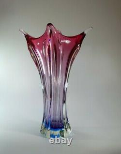 Rare Vintage 1980s Murano Flower Vase Sommerso Glass Uranium/Vaseline Art Piece