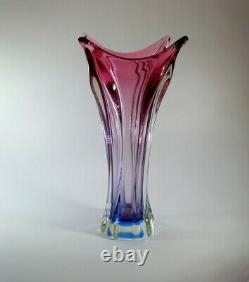 Rare Vintage 1980s Murano Flower Vase Sommerso Glass Uranium/Vaseline Art Piece