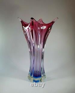 Rare Vintage 1980s Murano Flower Vase Sommerso Glass Uranium/Vaseline Art Piece