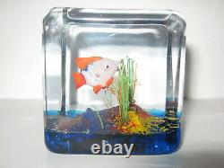 Rare Vintage Murano Glass Fish Aquarium Tank Block Cube Italy Paperweight