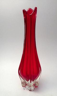 Tall Sleek Vintage Italian Murano Vibrant Red Sommerso Art Glass Vase