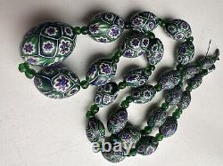 VINTAGE ANTIQUE MILLEFIORI GLASS BEADS MURANO GREEN NECKLACE 25 Beads