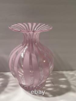 VINTAGE MURANO GLASS PINk SWIRL DECANTER ITALIAN 16 Oz