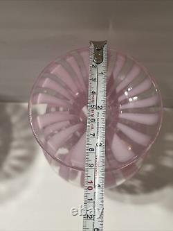 VINTAGE MURANO GLASS PINk SWIRL DECANTER ITALIAN 16 Oz