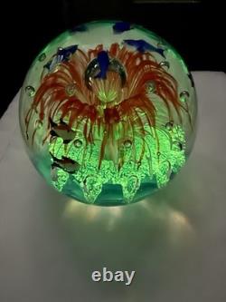VINTAGE MURANO STYLE ROUND HAND BLOWN ART GLASS FISH AQUARIUM PAPERWEIGHT 7.5lbs