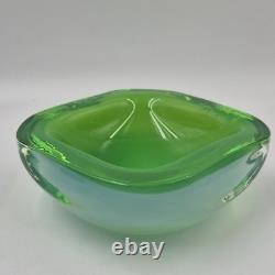 VTG Artisan Bright Green Glass Murano Bowl Dish Pulegoso Sommerso Venini Style