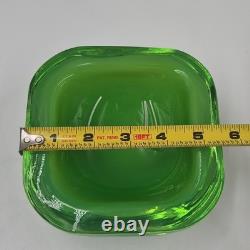 VTG Artisan Bright Green Glass Murano Bowl Dish Pulegoso Sommerso Venini Style