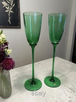VTG MCM Murano Style Tall 19 Green Centerpiece Flutes Vases Set of 2 Italy