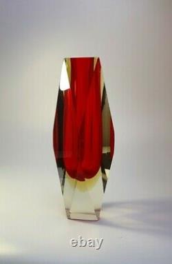Vintage 1960s Mandruzzato Red Sommerso Murano 8 Faceted Art Glass Vase Damaged