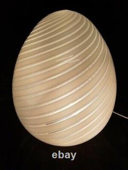 Vintage Maestri Murano 17 White Swirl Glass Egg Lamp 1970's
