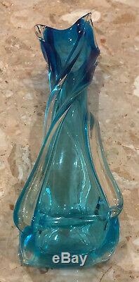Vintage Murano Art Glass Sommerso Twisted Blue Clear 12 Ribbed 4 Point Vase