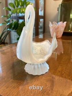 Vintage Murano Glass Swan Bowl 6 x 6 x 4