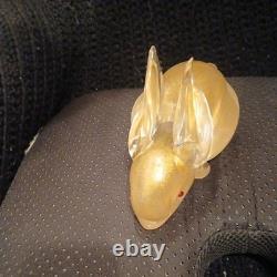 Vintage Murano Italy Gold Flecks Art Glass Bunny Rabbit Figurine With Red Eyes
