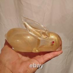 Vintage Murano Italy Gold Flecks Art Glass Bunny Rabbit Figurine With Red Eyes