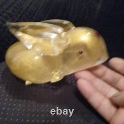 Vintage Murano Italy Gold Flecks Art Glass Bunny Rabbit Figurine With Red Eyes