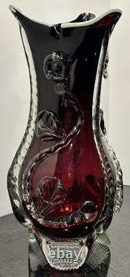 Vintage Murano Red Glass 3 Pointed Art Glass Vase