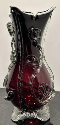 Vintage Murano Red Glass 3 Pointed Art Glass Vase