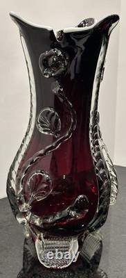 Vintage Murano Red Glass 3 Pointed Art Glass Vase