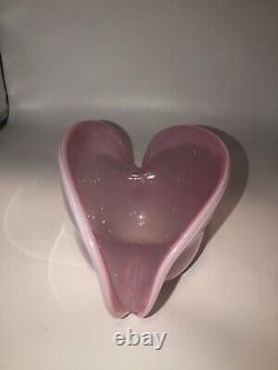 Vintage Murano glass Pink Opaque? Shell shaped dish vessel Nice