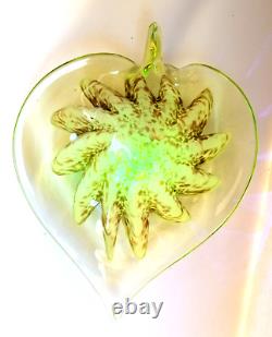 Vintage Murano uranium glass heart shaped bowl with cream center and avventurina