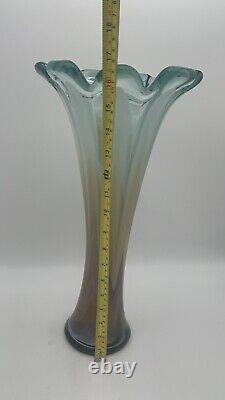 Vintage murano Style art glass vase Flower Top Ribbed Vase Vintage Vase